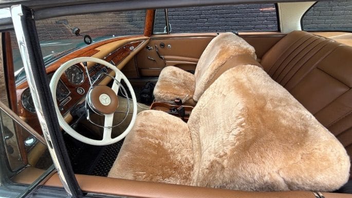 1966 Mercedes-Benz 250SE